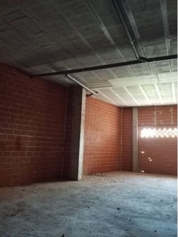 Commercial for sale in Santiago de Compostela - € 150,000 (Ref: 8572927)