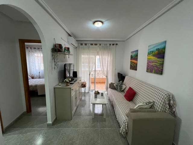 2 makuuhuone Huoneisto vuokrattavana paikassa Playa de los Locos, Torrevieja mukana uima-altaan - 775 € (Ref: 10165237)