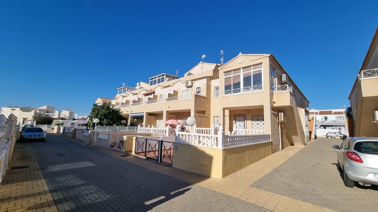 2 Zimmer Apartment zu verkaufen in La Chismosa mit Pool - 174.000 € (Ref: 10165239)