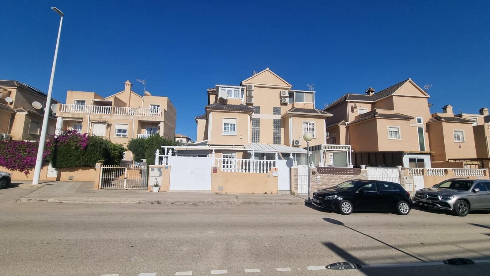 3 soveværelse Bungalow til salg i La Zenia - € 288.000 (Ref: 10165240)