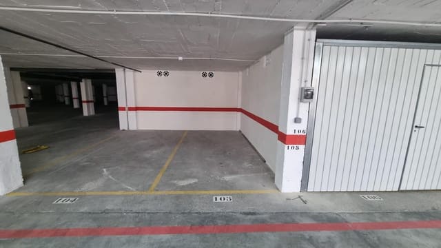 Garage in vendita in Torrevieja - 8.000 € (Rif: 10165245)