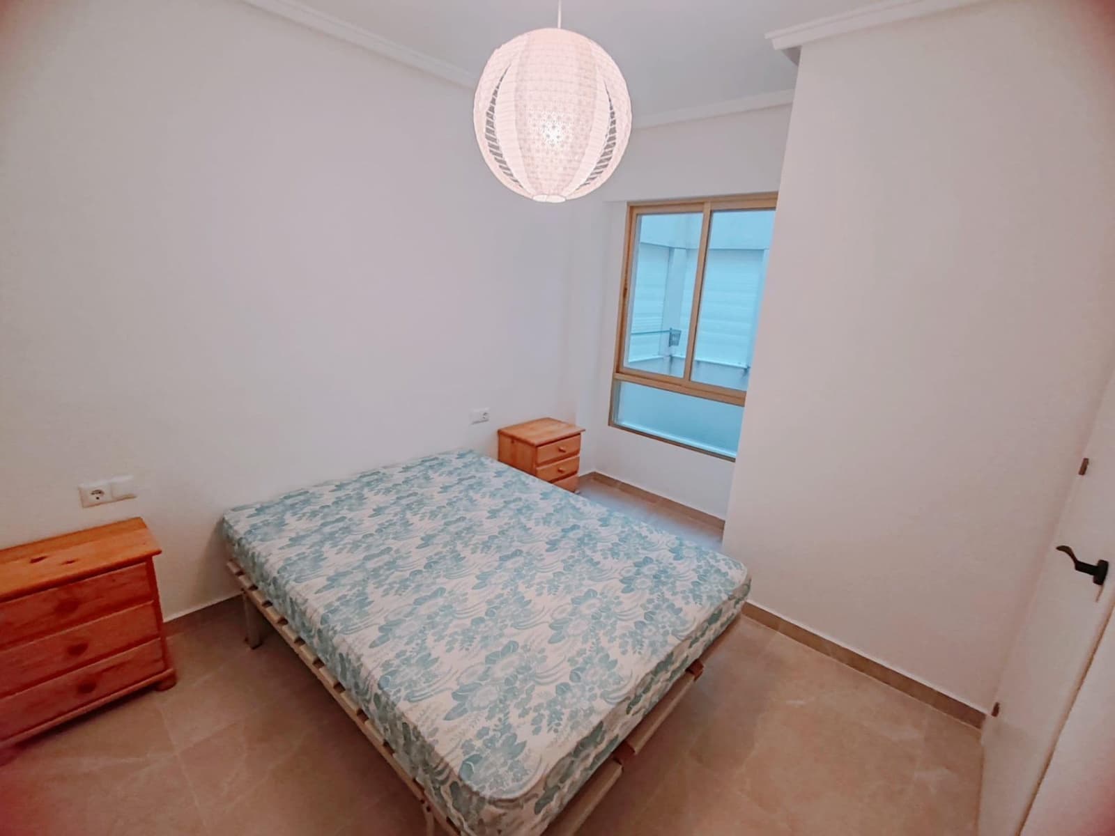 Apartamento de 2 habitaciones en Torrevieja en venta - 139.950 € (Ref: 10165251)