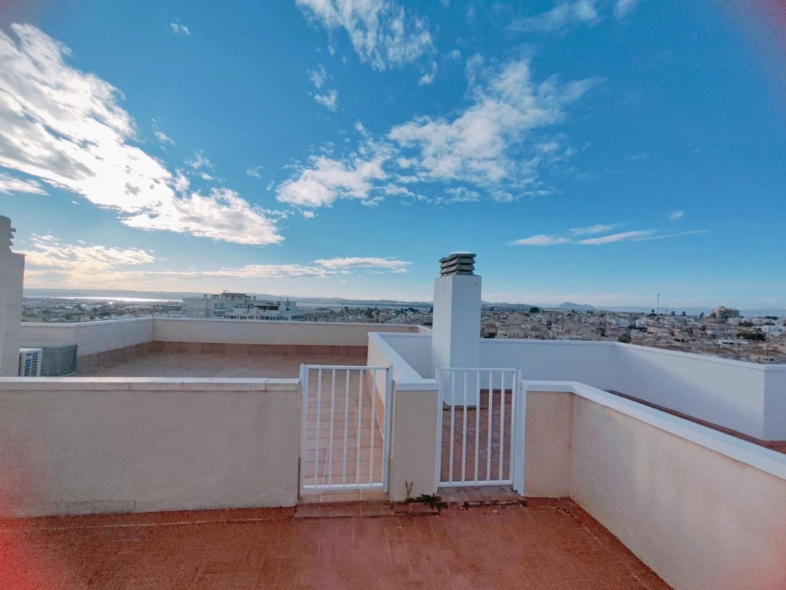 2 slaapkamer Penthouse te koop in Aguas Nuevas met zwembad garage - € 189.980 (Ref: 10165252)