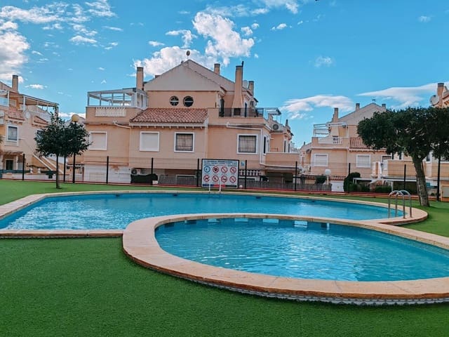 2 slaapkamer Penthouse te koop in Aguas Nuevas, Torrevieja met zwembad garage - € 189.980 (Ref: 10165252)