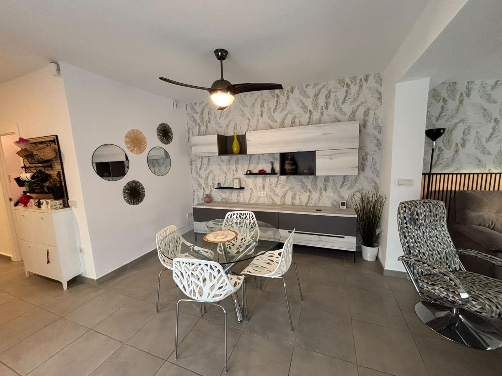 4 slaapkamer Rijtjeshuis te koop in Torrevieja met zwembad garage - € 325.000 (Ref: 10177351)