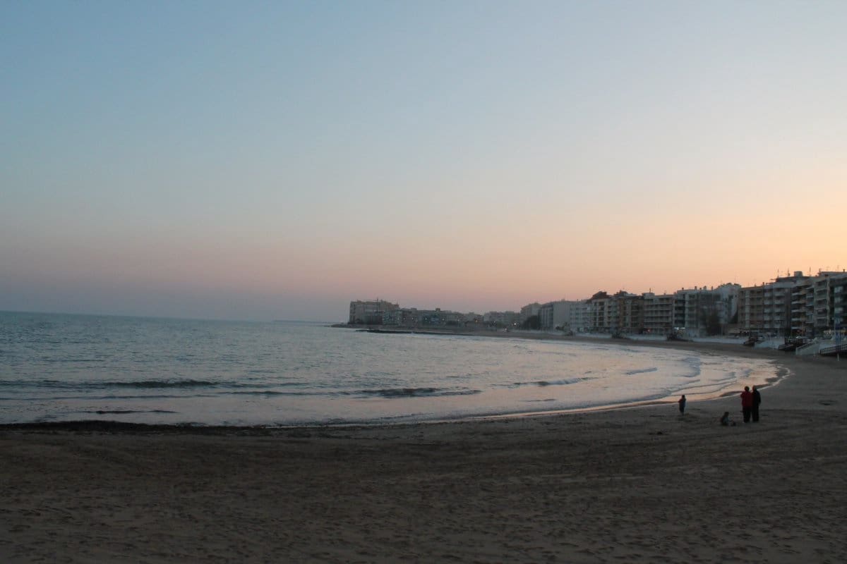 Studio te huur in Torrevieja - € 600 (Ref: 9262742)
