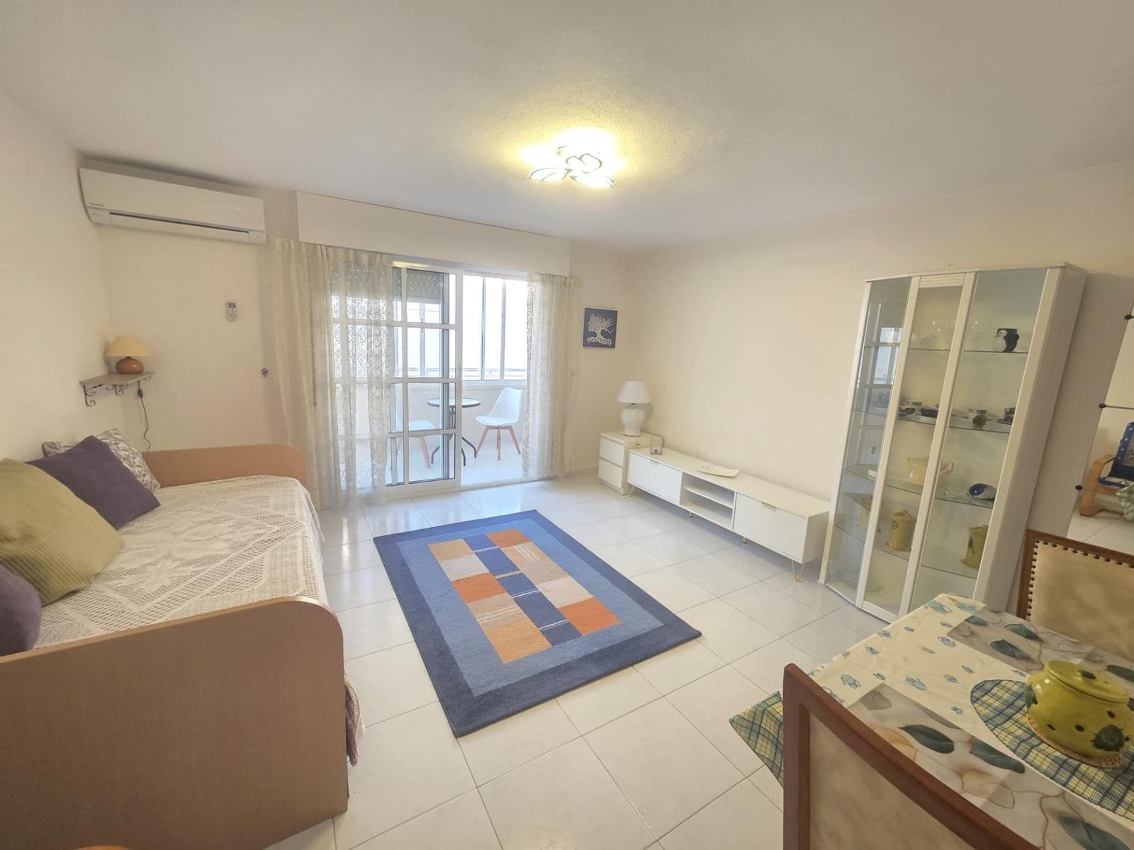 Studio te huur in Torrevieja - € 600 (Ref: 9262742)