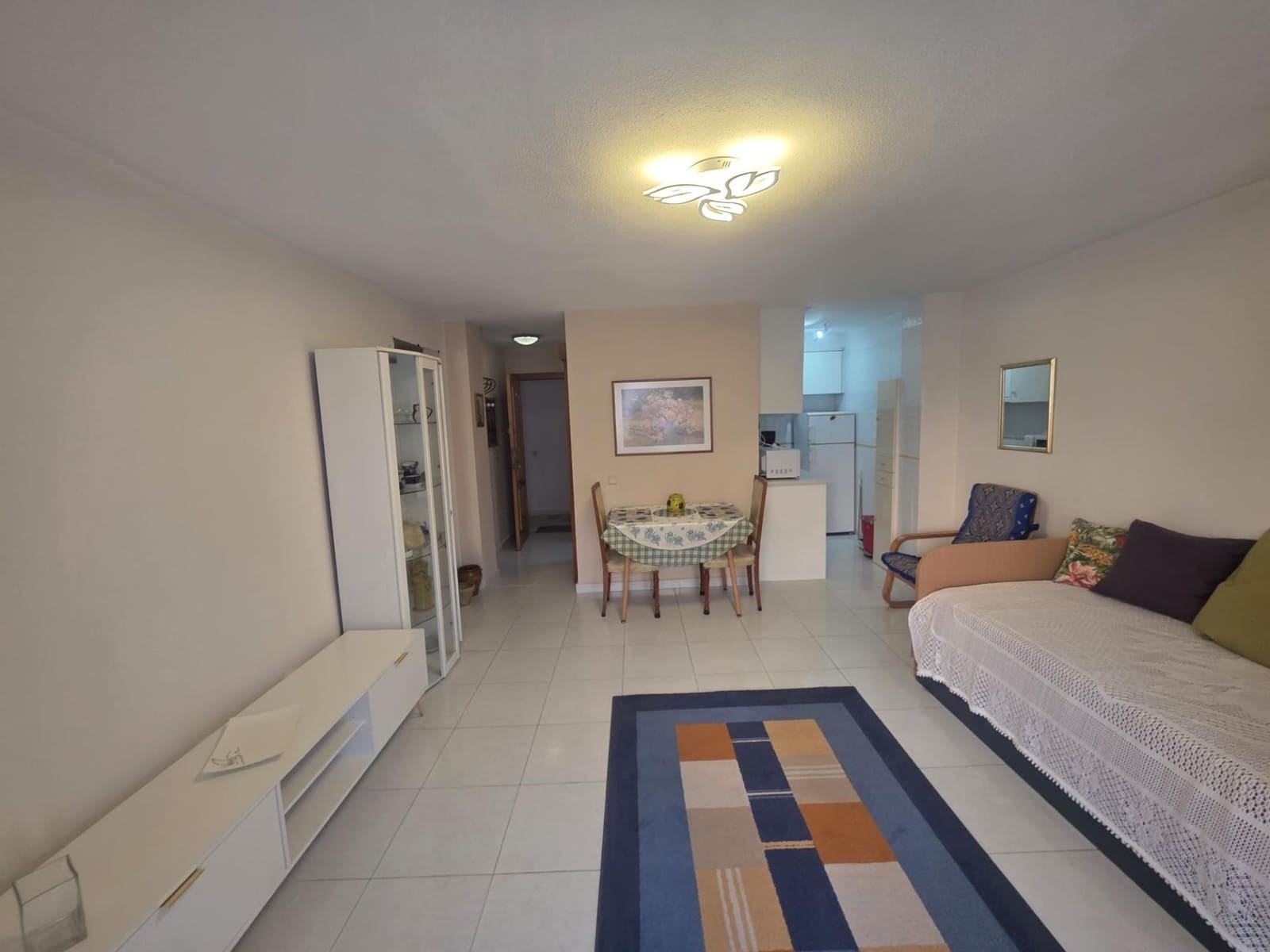 Studio te huur in Torrevieja - € 600 (Ref: 9262742)