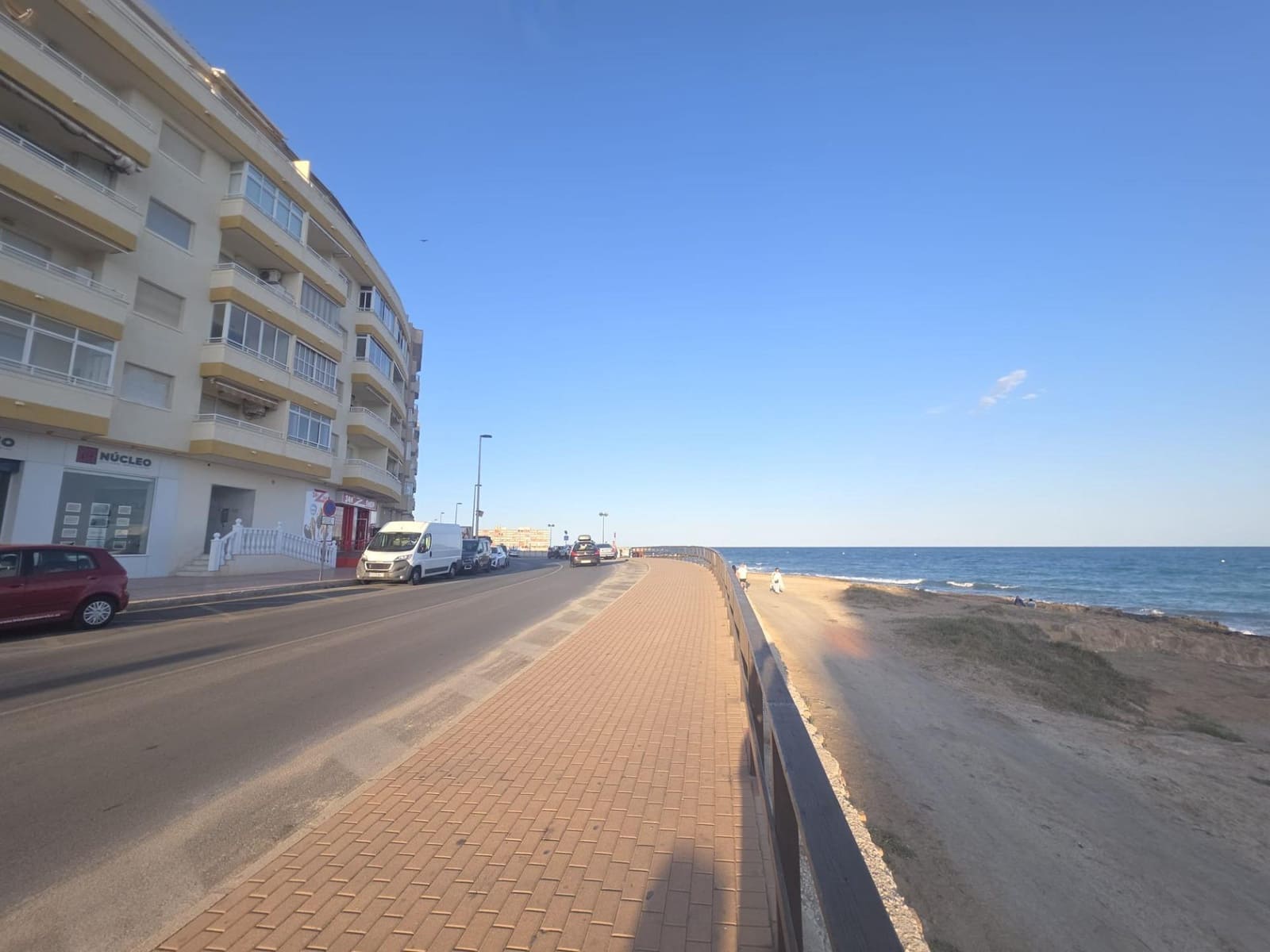 Studio te huur in Torrevieja - € 600 (Ref: 9262742)