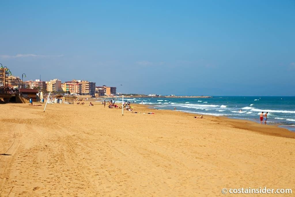 Adosado de 2 habitaciones en La Mata en venta con garaje - 329.000 € (Ref: 9396171)
