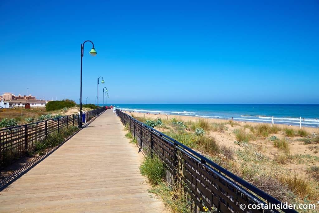 Adosado de 2 habitaciones en La Mata en venta con garaje - 329.000 € (Ref: 9396171)