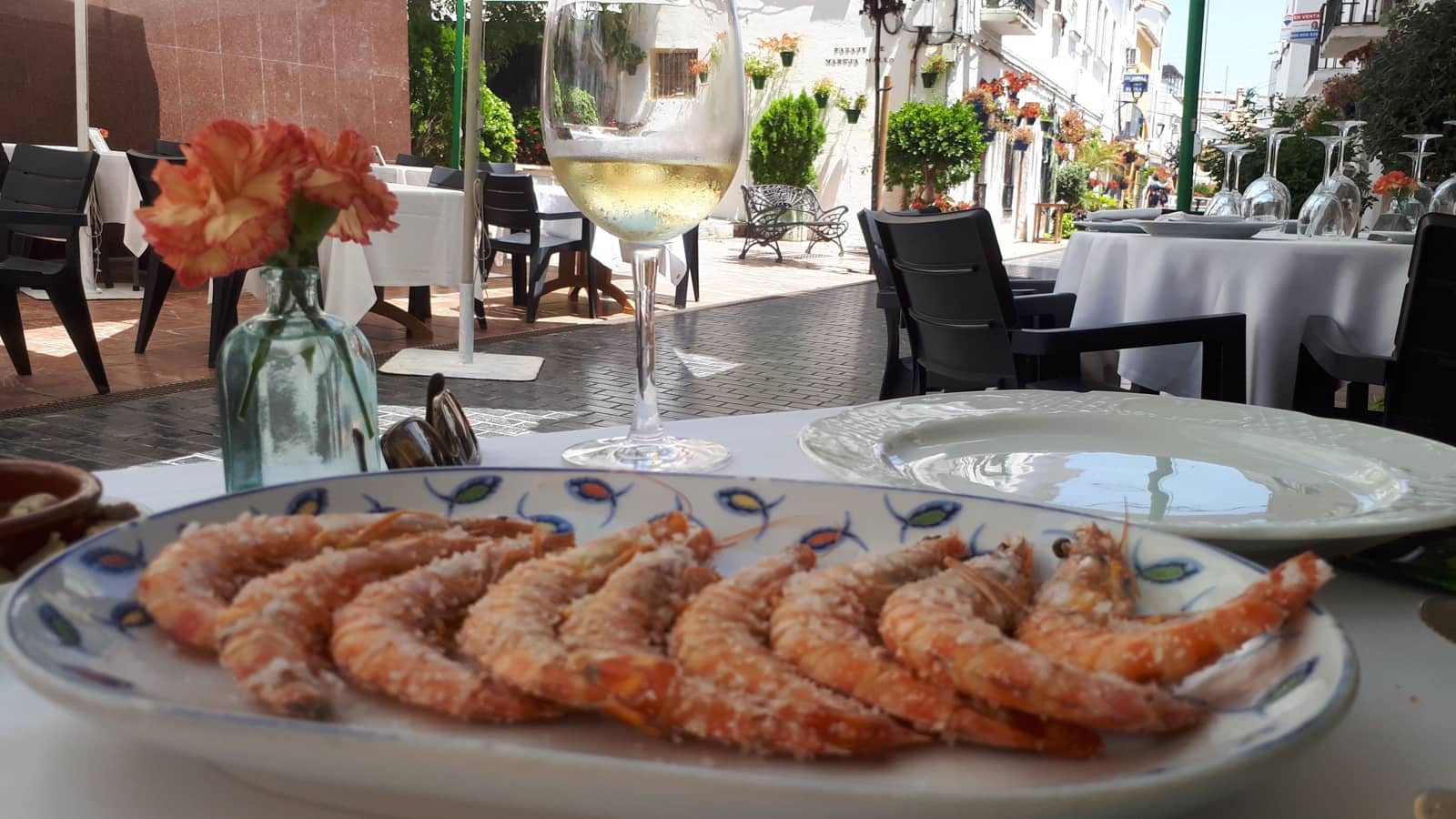 3 soverom Strandleiligheter til salgs i Estepona med svømmebasseng garasje - € 549 000 (Ref: 9807088)