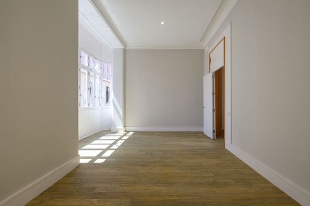 Apartamento de 3 habitaciones en Triana, Las Palmas de Gran Canaria en venta con garaje - 515.000 € (Ref: 9420520)