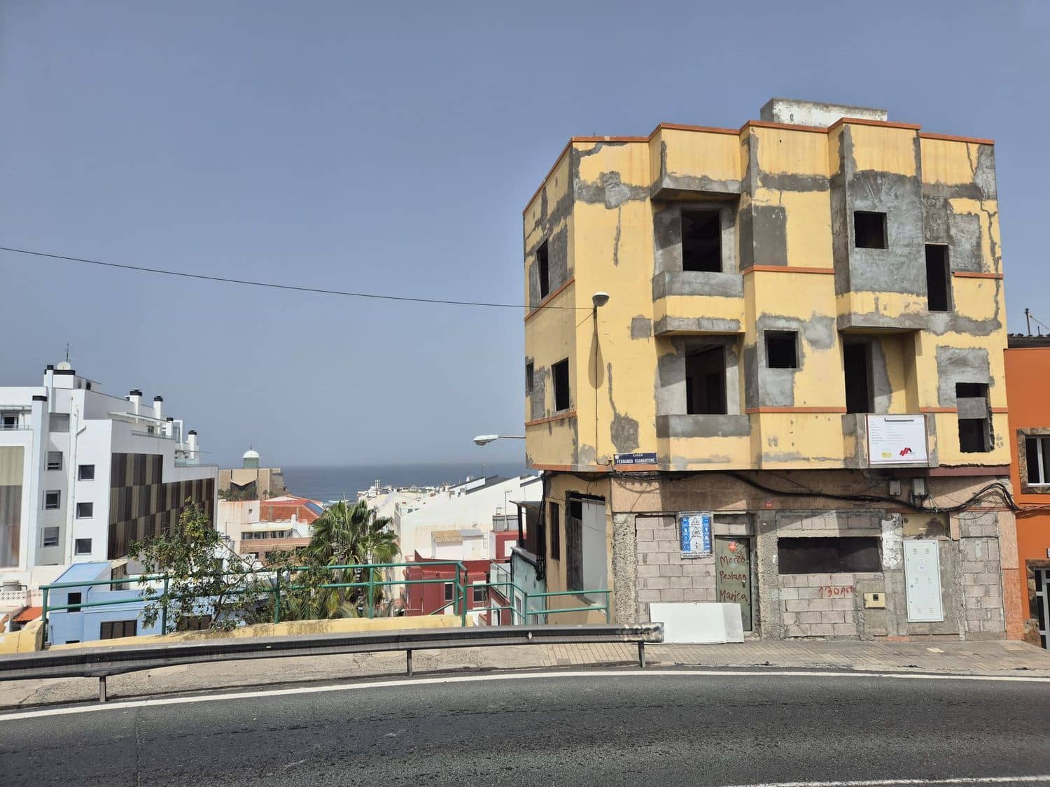 Apartment for sale in Las Palmas de Gran Canaria with garage - € 445,000 (Ref: 9420523)