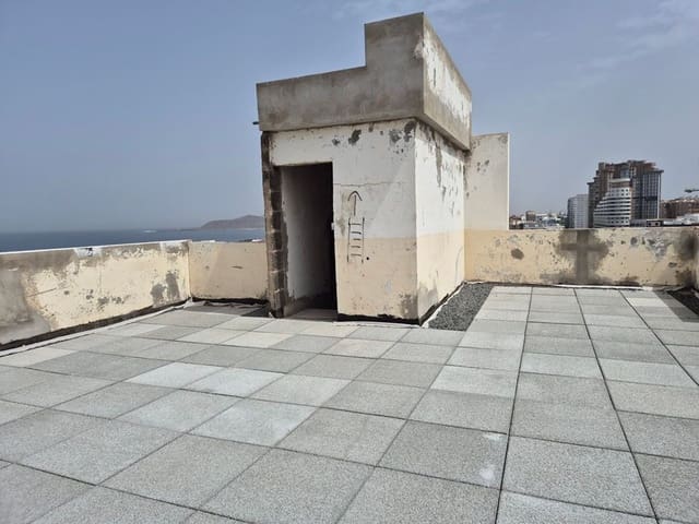 Apartamento en Guanarteme, Las Palmas de Gran Canaria en venta con garaje - 445.000 € (Ref: 9420523)