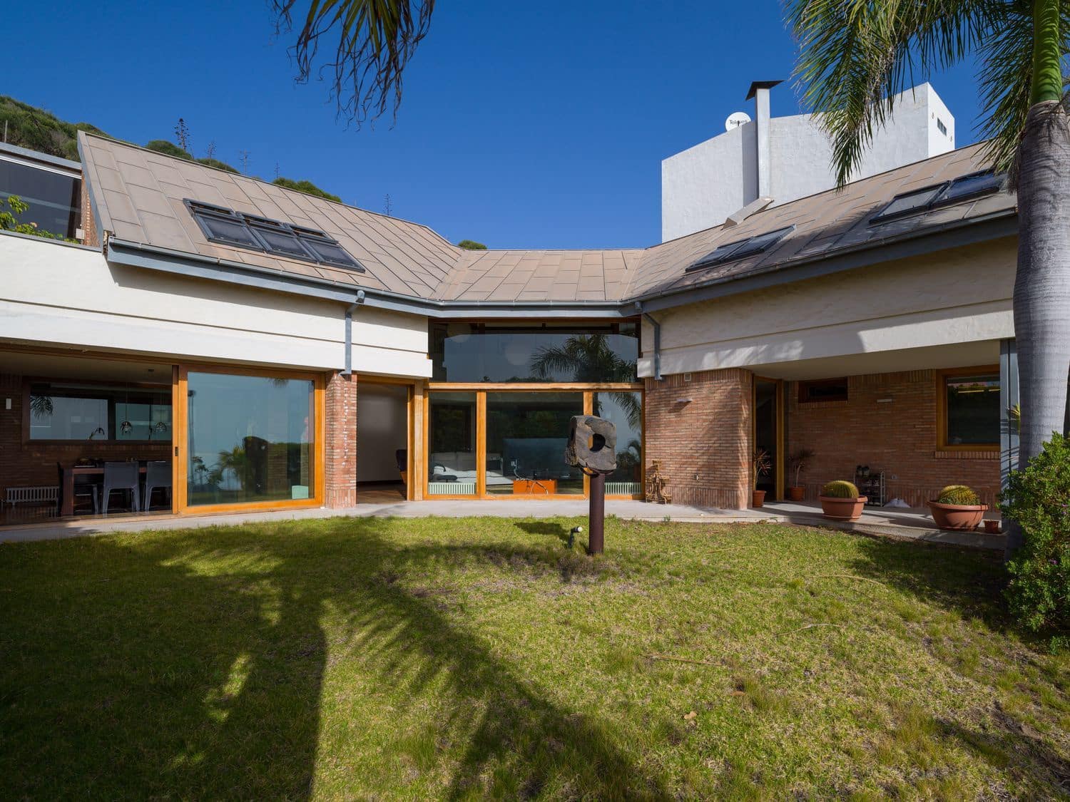 4 soverom Villa til salgs i Las Palmas de Gran Canaria med svømmebasseng garasje - € 1 600 000 (Ref: 9420526)