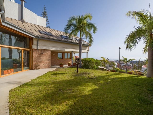 4 soverom Villa til salgs i Tafira, Las Palmas de Gran Canaria med svømmebasseng garasje - € 1 600 000 (Ref: 9420526)