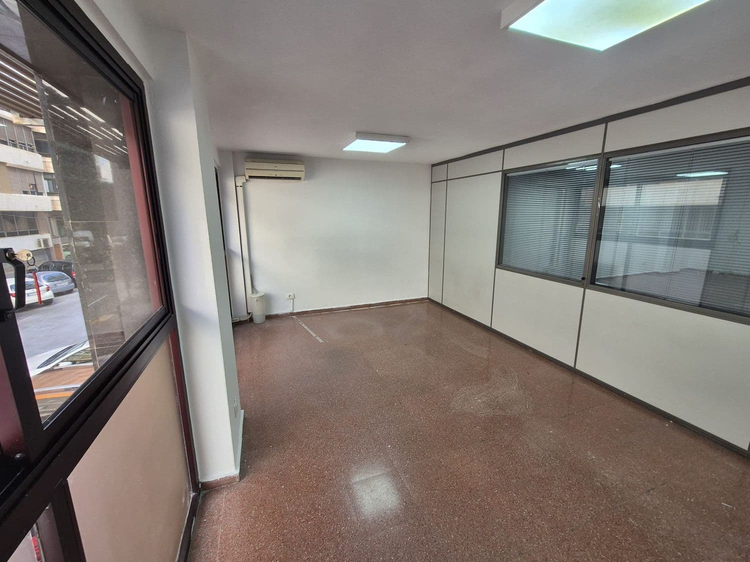 Toimisto vuokrattavana paikassa Las Palmas de Gran Canaria - 600 € (Ref: 9426686)