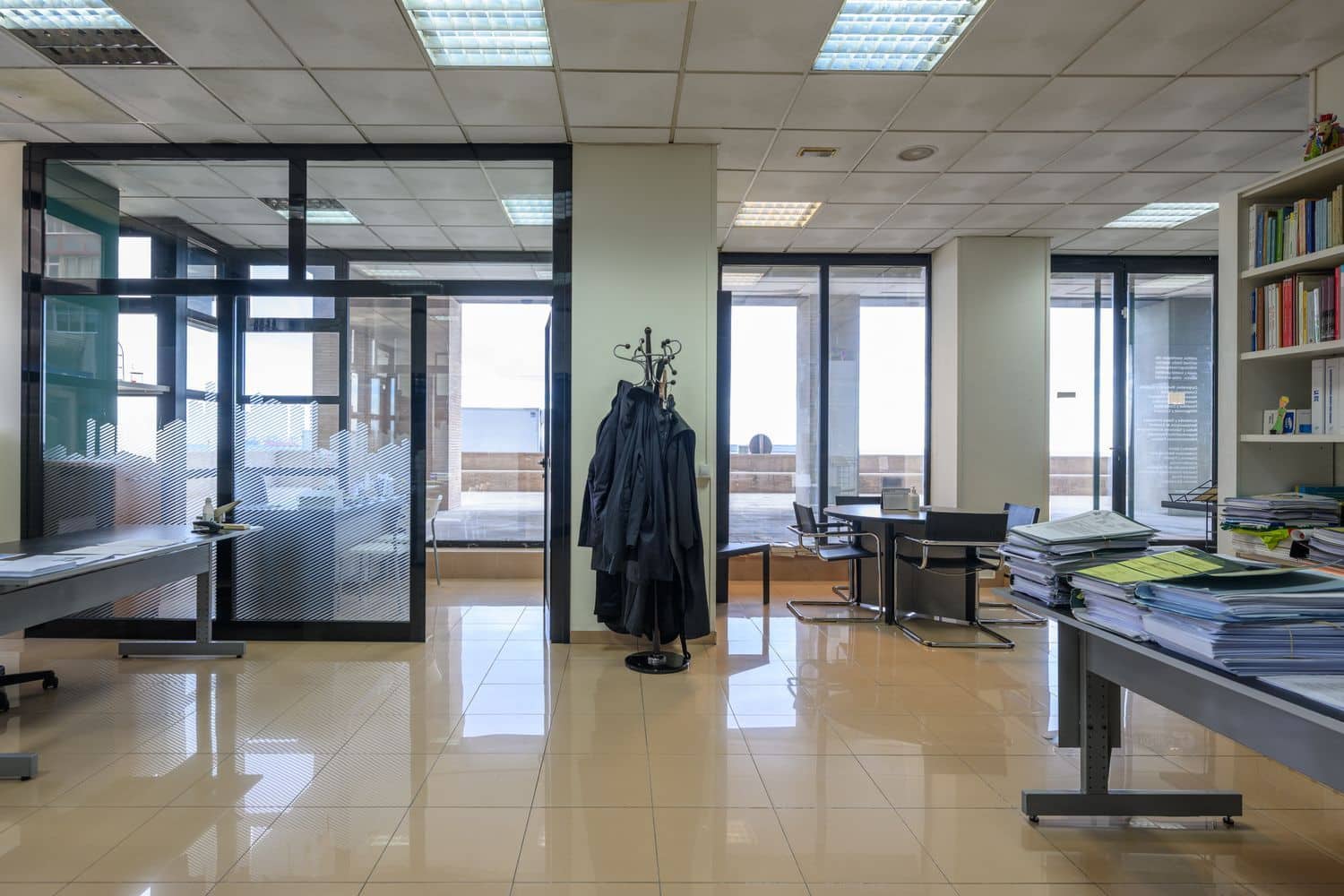 Kommersiell til salgs i Las Palmas de Gran Canaria - € 295 000 (Ref: 9439675)