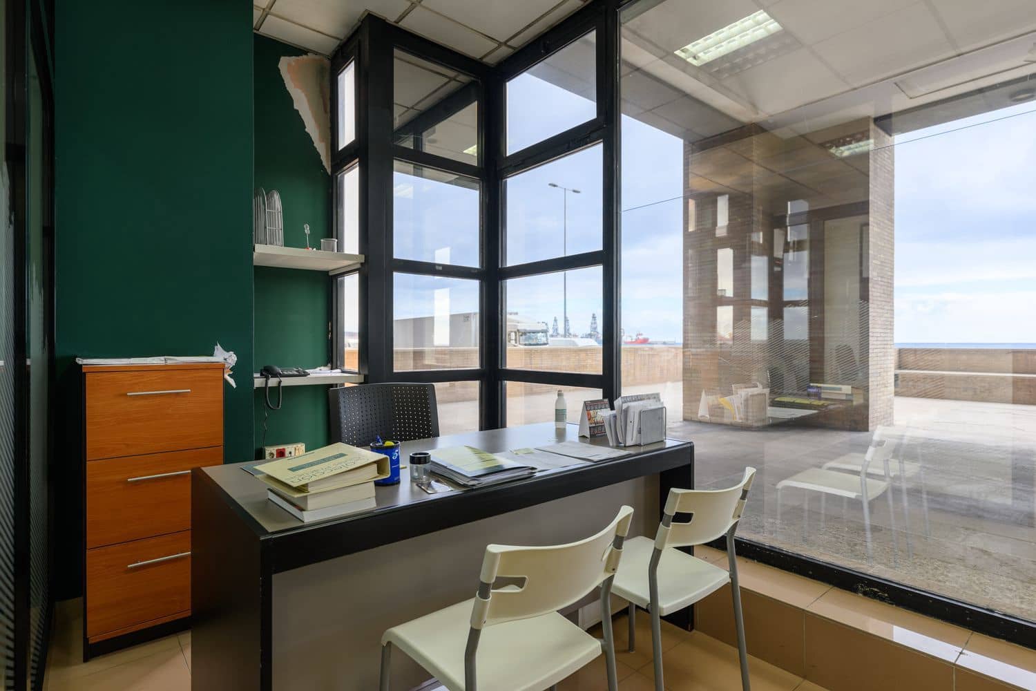 Kommersiell til salgs i Las Palmas de Gran Canaria - € 295 000 (Ref: 9439675)