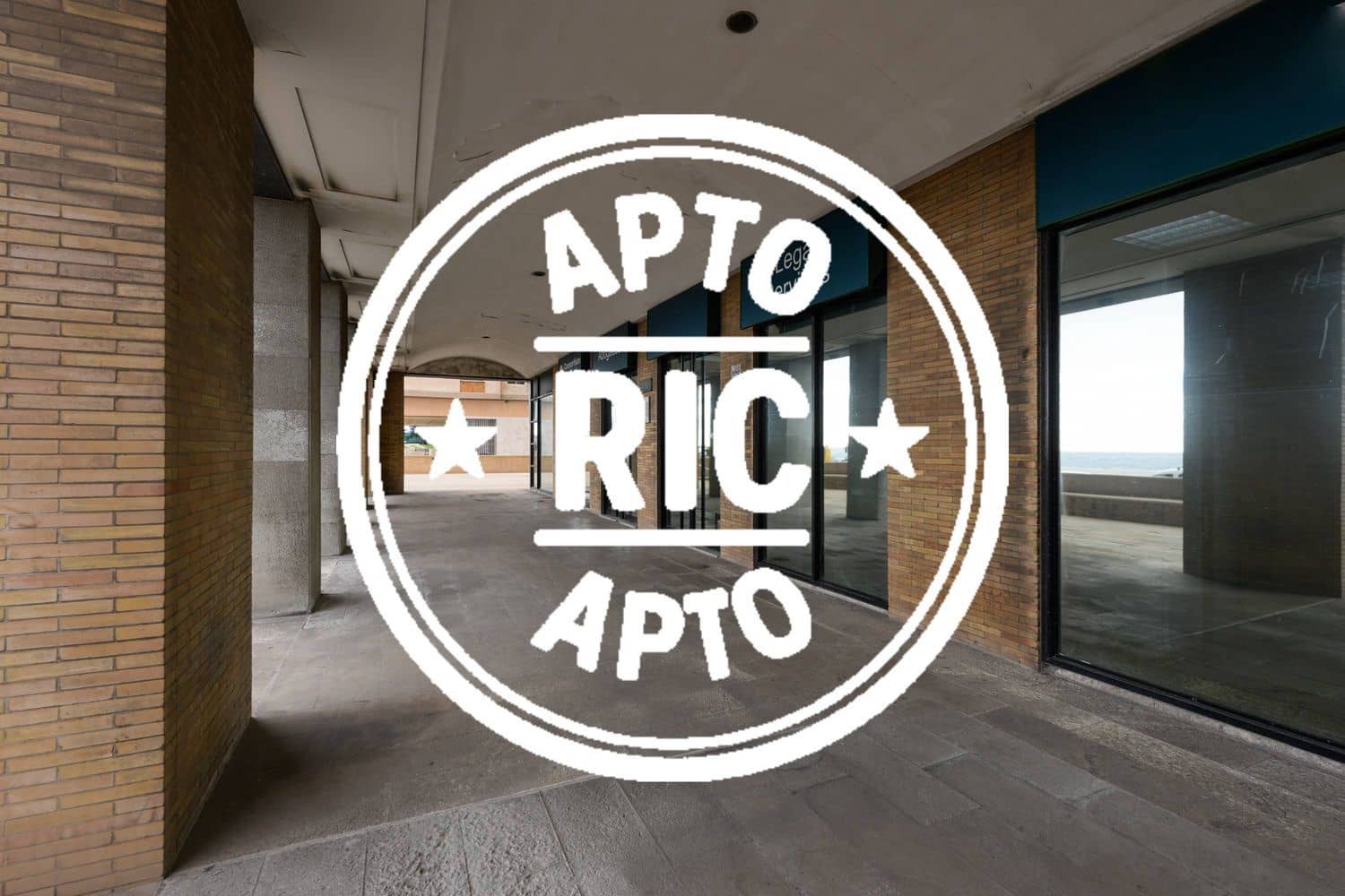 Local Commercial à vendre à Las Palmas de Gran Canaria - 295 000 € (Ref: 9535400)