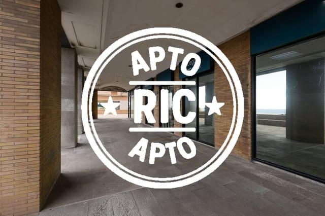 Local Commercial à vendre à Triana, Las Palmas de Gran Canaria - 295 000 € (Ref: 9535400)