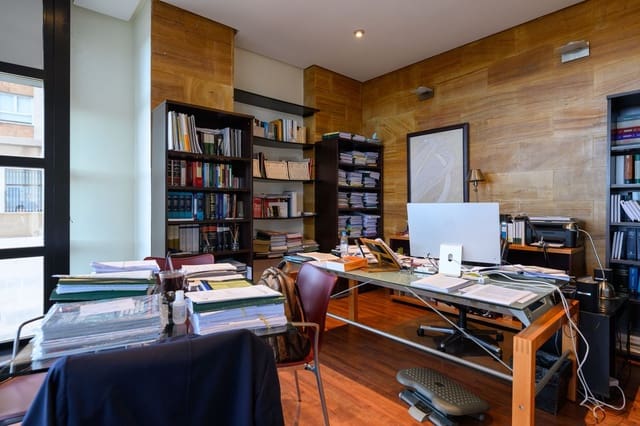 Local Commercial à vendre à Triana, Las Palmas de Gran Canaria - 295 000 € (Ref: 9535400)