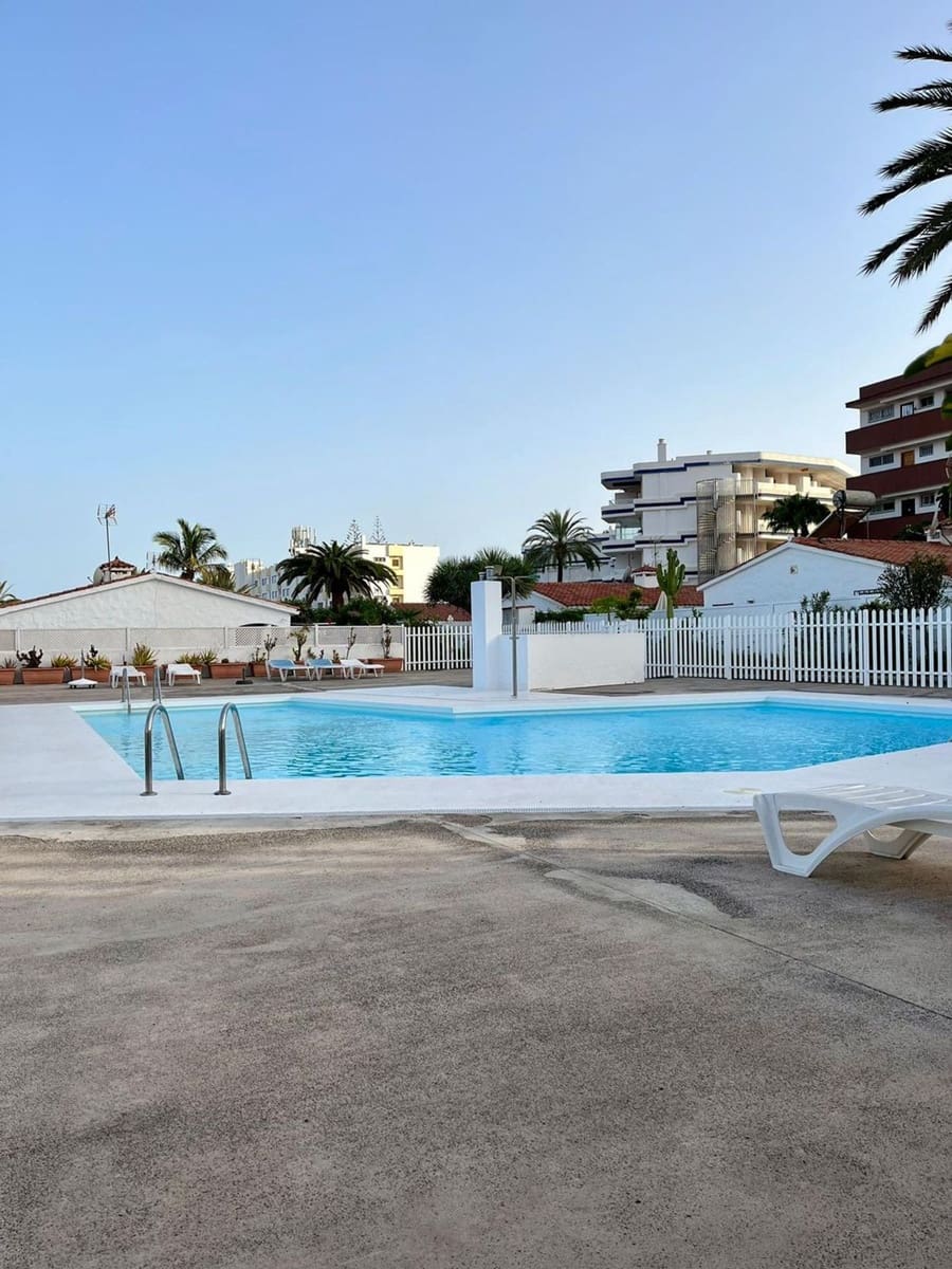 2 soveværelse Byhus til leje i Playa del Ingles med garage - € 1.800 (Ref: 9567986)