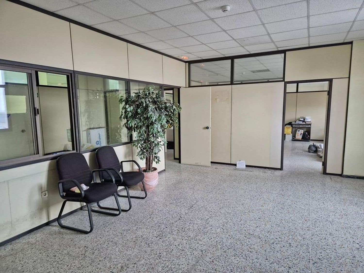 Komercyjne na sprzedaż w Las Palmas de Gran Canaria - 1 900 000 € (Ref: 9594510)