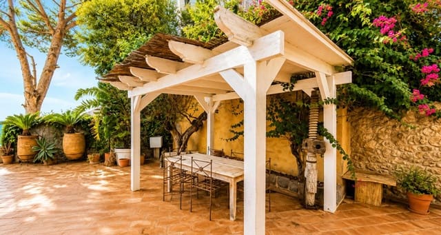 1 chambre Maison de Ville à vendre à Altea avec piscine garage - 1 059 000 € (Ref: 10097487)