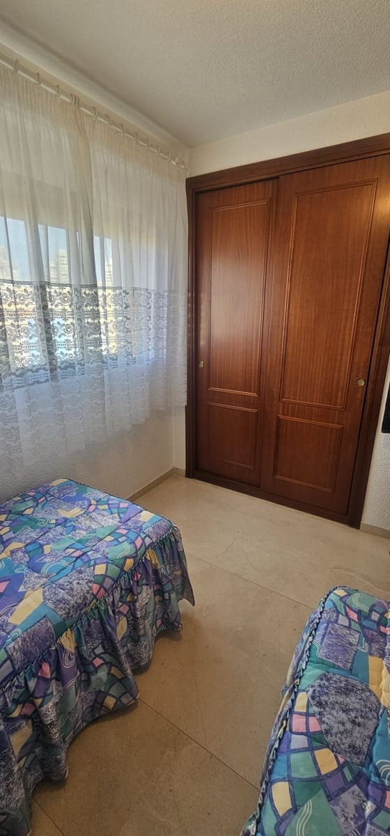 2 sypialnia Apartament na sprzedaż w Benidorm z basenem garażem - 300 000 € (Ref: 10154547)