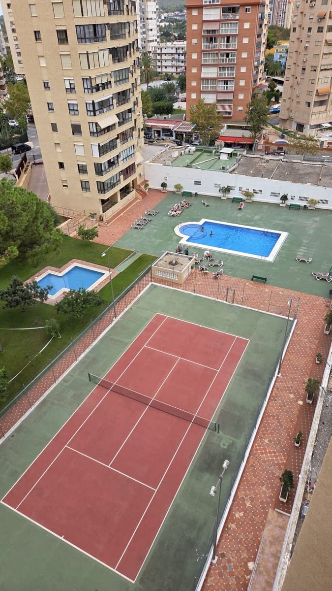 2 sypialnia Apartament na sprzedaż w Benidorm z basenem garażem - 300 000 € (Ref: 10154547)