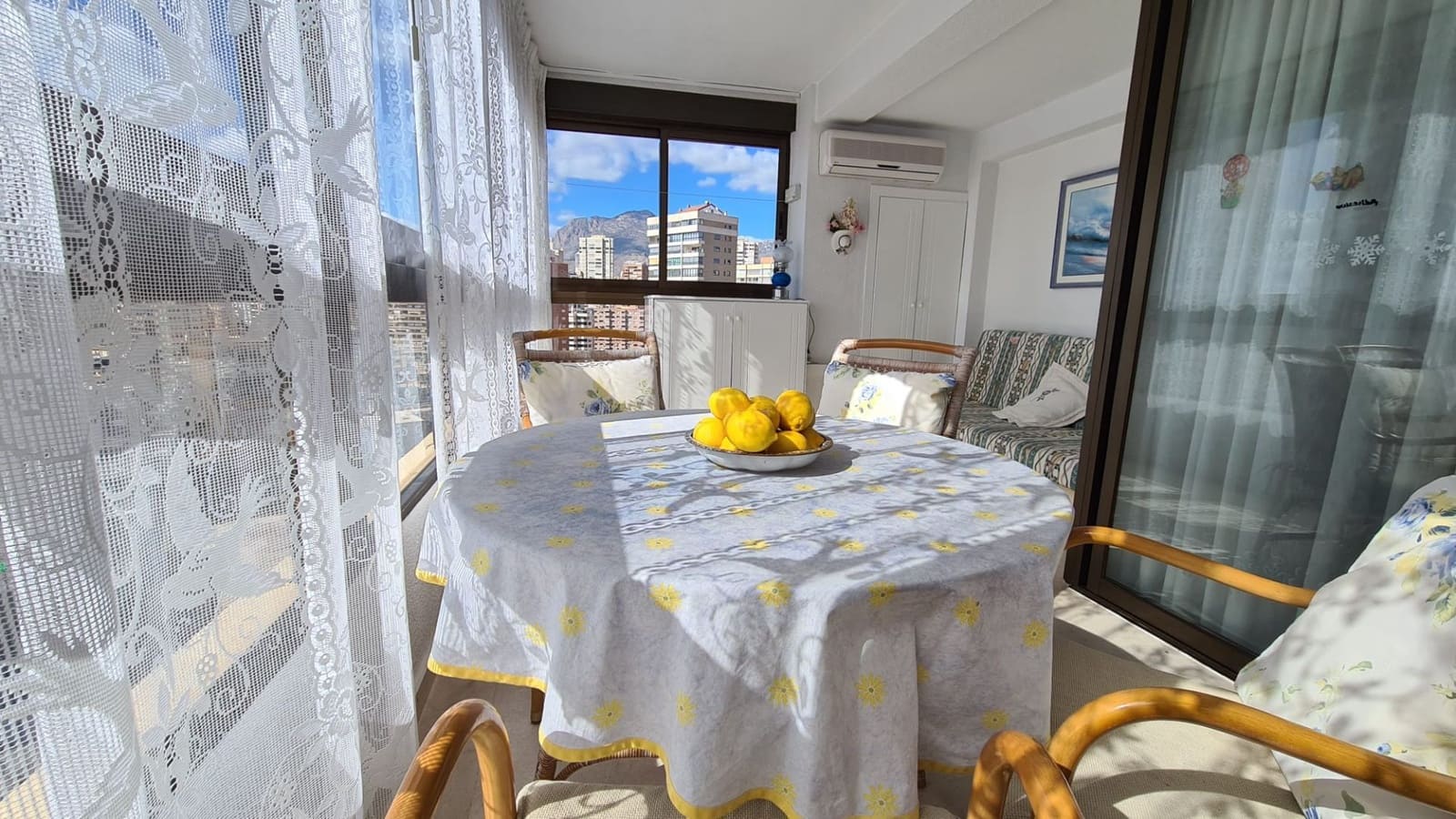 2 sypialnia Apartament na sprzedaż w Benidorm z basenem garażem - 300 000 € (Ref: 10154547)