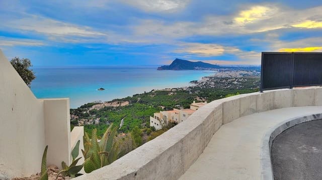 Ubebygd land til salgs i Altea - € 495 000 (Ref: 10170487)