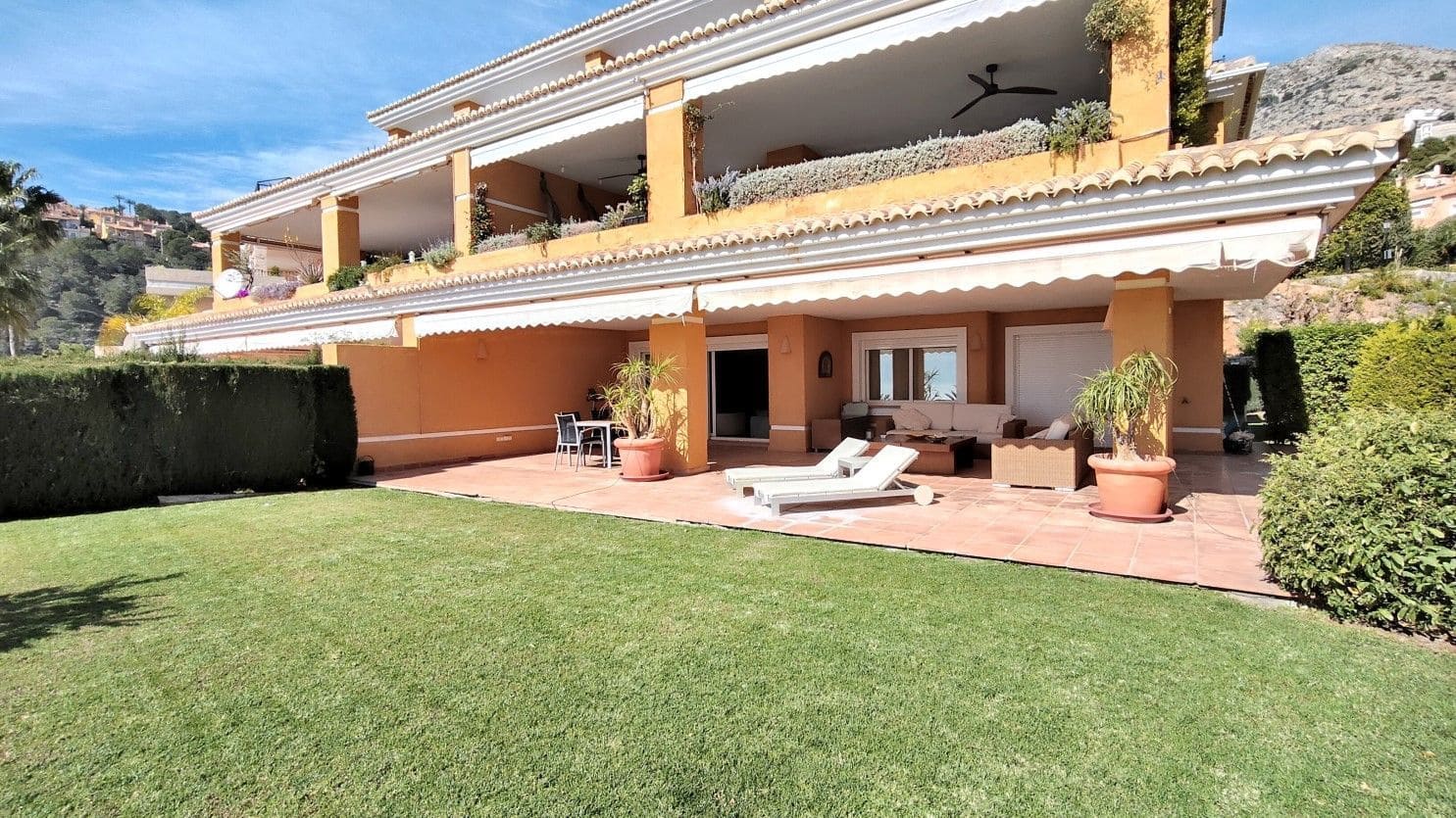 3 soverom Leilighet til salgs i Altea med svømmebasseng garasje - € 945 000 (Ref: 10170488)