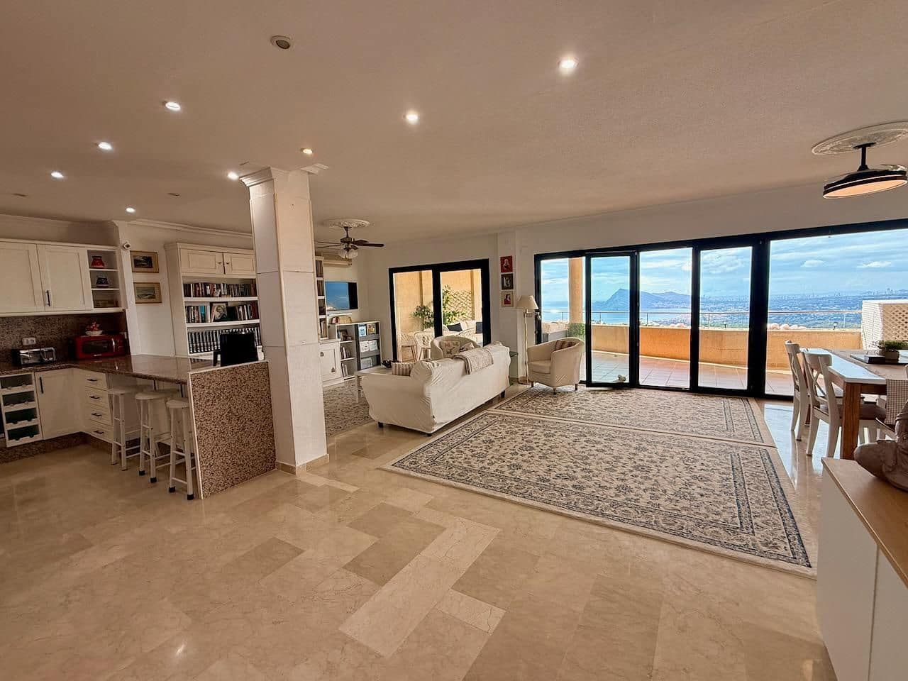 Ático de 2 habitaciones en Altea en venta con piscina garaje - 550.000 € (Ref: 10170489)