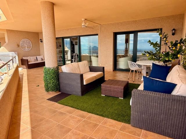 Ático de 2 habitaciones en Altea en venta con piscina garaje - 550.000 € (Ref: 10170489)