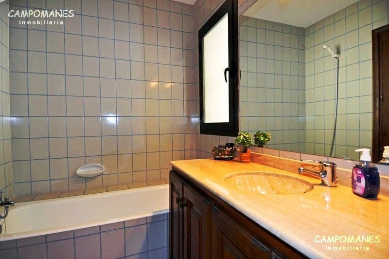 4 bedroom Villa for sale in Altea with pool garage - € 1,300,000 (Ref: 3542911)