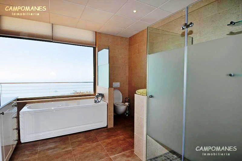 4 bedroom Villa for sale in Altea with pool garage - € 1,300,000 (Ref: 3542911)