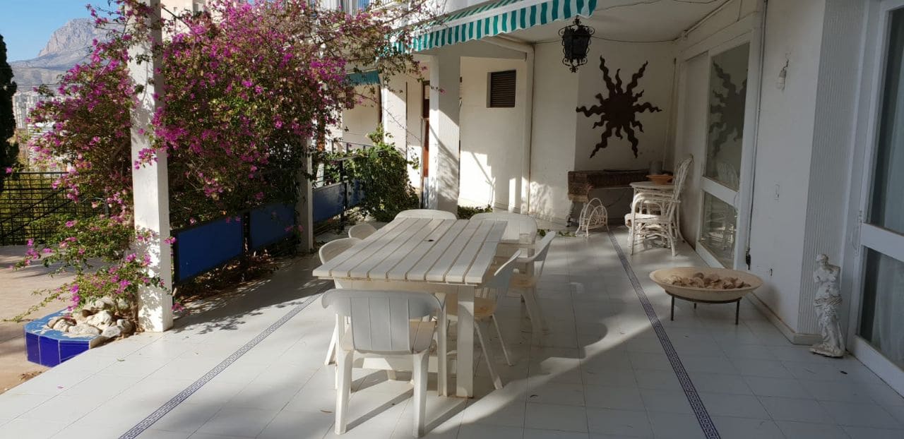 11 soveværelse Villa til salg i Benidorm med swimmingpool garage - € 1.980.000 (Ref: 4981672)