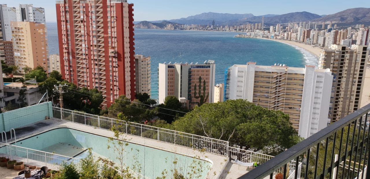 11 soveværelse Villa til salg i Benidorm med swimmingpool garage - € 1.980.000 (Ref: 4981672)