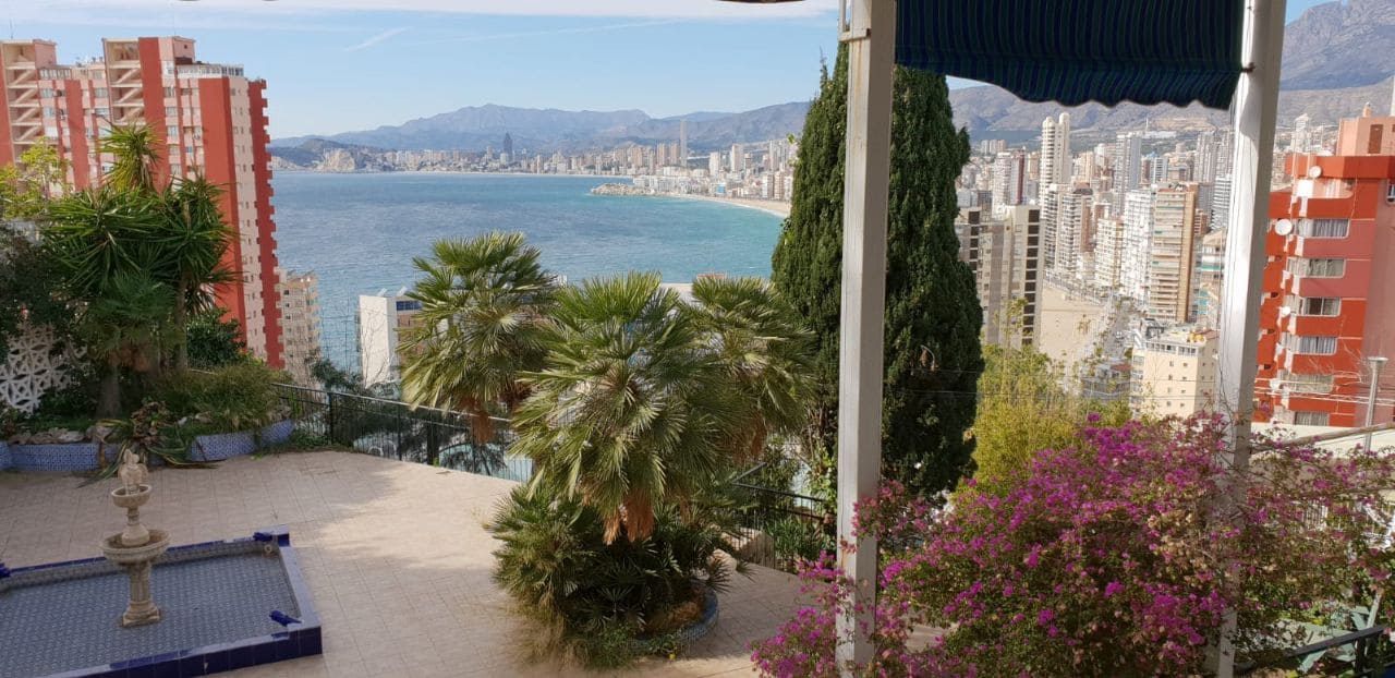 11 soveværelse Villa til salg i Benidorm med swimmingpool garage - € 1.980.000 (Ref: 4981672)