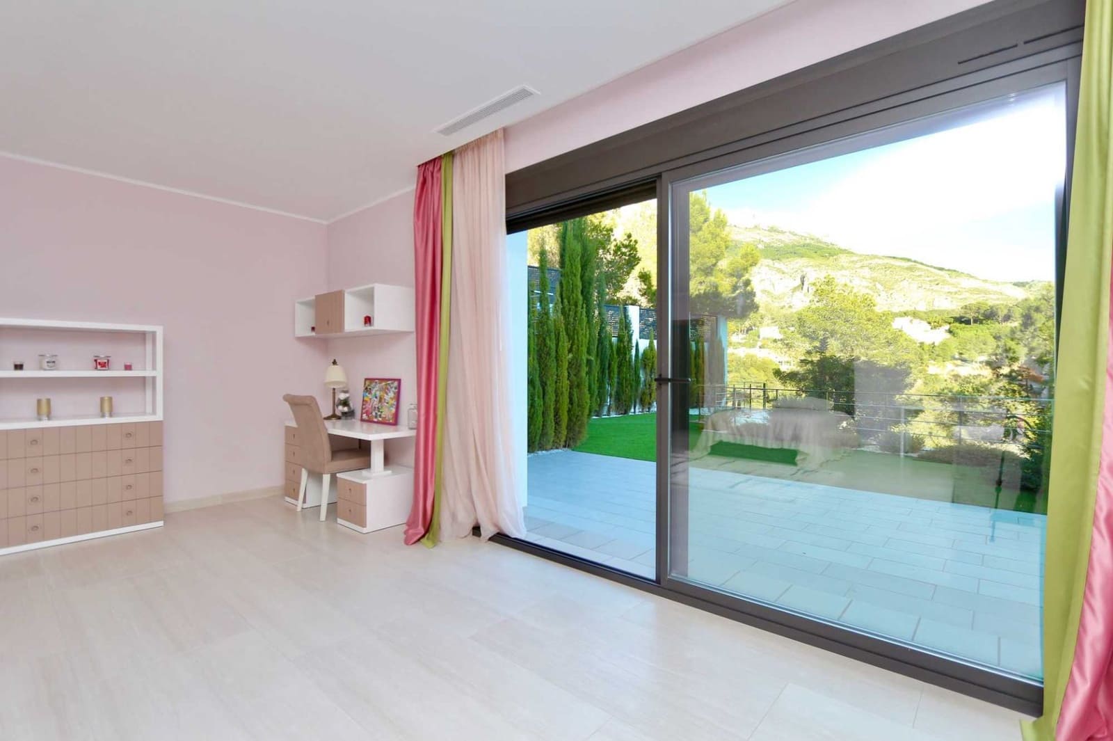 5 soverom Villa til salgs i Altea la Vella med svømmebasseng garasje - € 2 200 000 (Ref: 7459204)