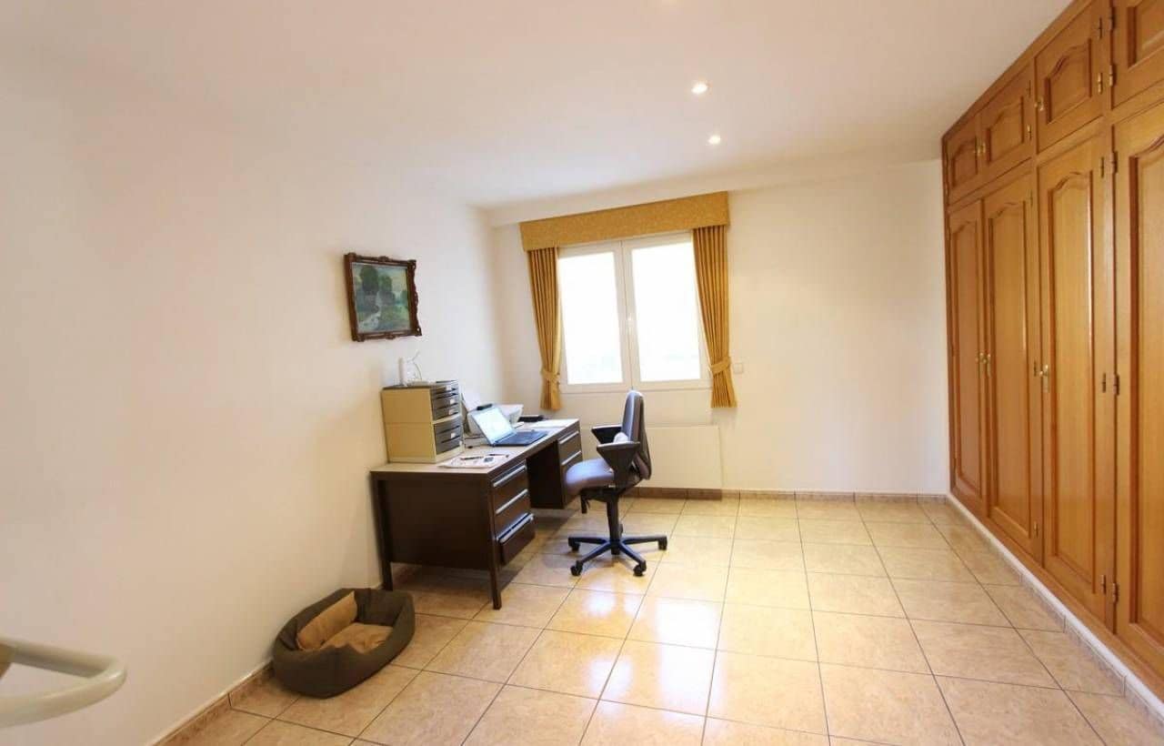 6 soveværelse Finca/Landehus til salg i Altea med swimmingpool garage - € 1.100.000 (Ref: 7459211)