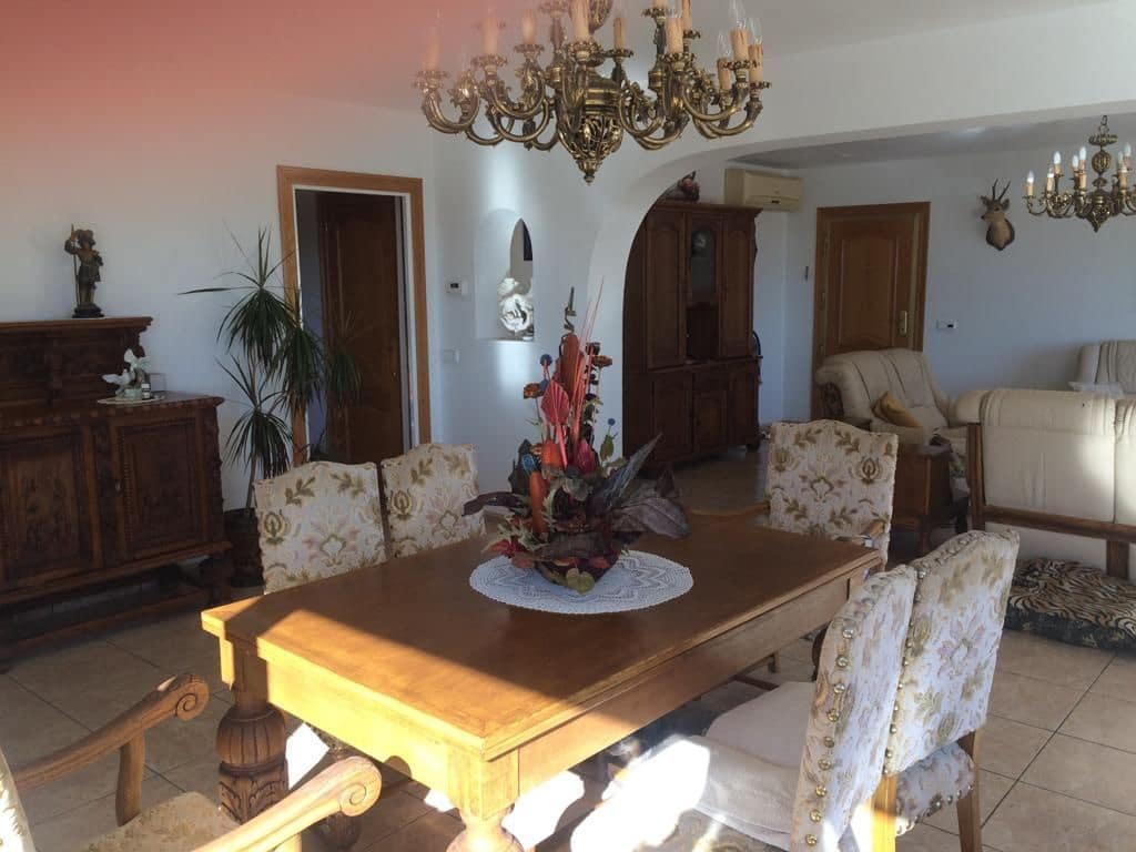 6 soveværelse Finca/Landehus til salg i Altea med swimmingpool garage - € 1.100.000 (Ref: 7459211)