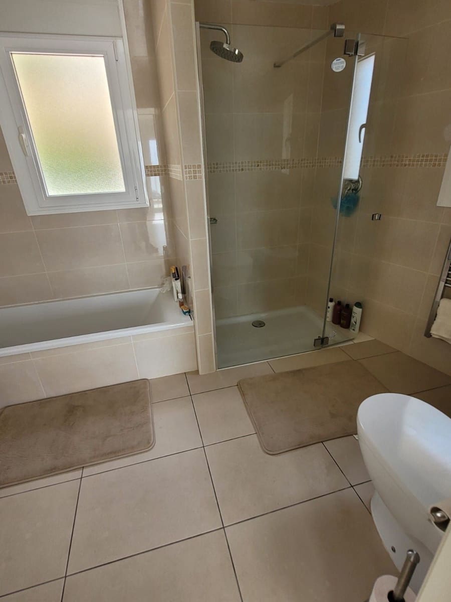 5 bedroom Villa for sale in Altea with pool garage - € 1,850,000 (Ref: 7806512)