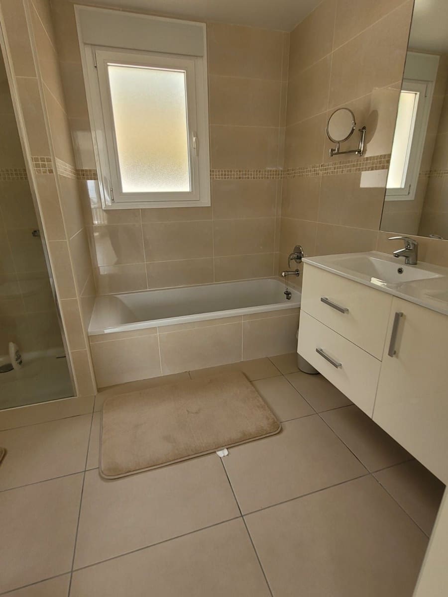 5 bedroom Villa for sale in Altea with pool garage - € 1,850,000 (Ref: 7806512)