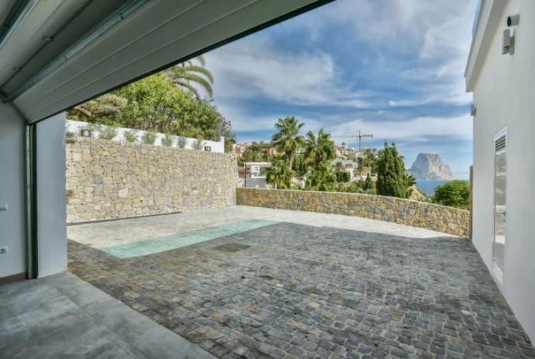 3 bedroom Villa for sale in Calpe / Calp with pool garage - € 2,950,000 (Ref: 8113265)