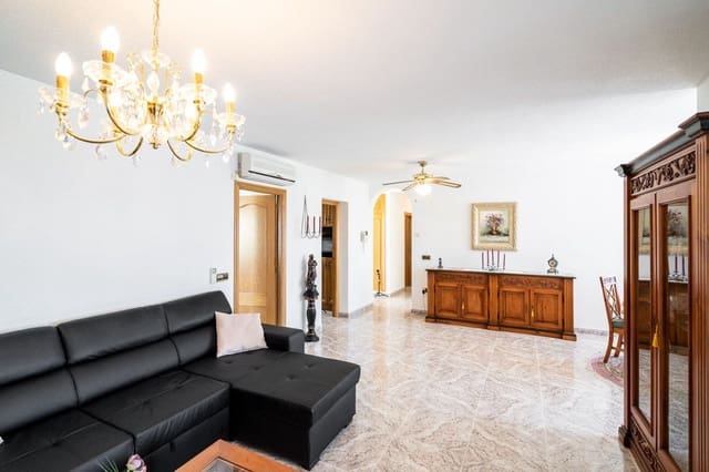 6 quarto Moradia para venda em El Tossal - Bello Horizonte  , La Nucia com piscina garagem - 680 000 € (Ref: 8174004)