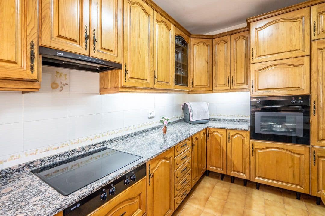 6 soveværelse Villa til salg i La Nucia med swimmingpool garage - € 680.000 (Ref: 8174004)